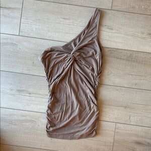 Chic One-Shoulder Tan Tank Top